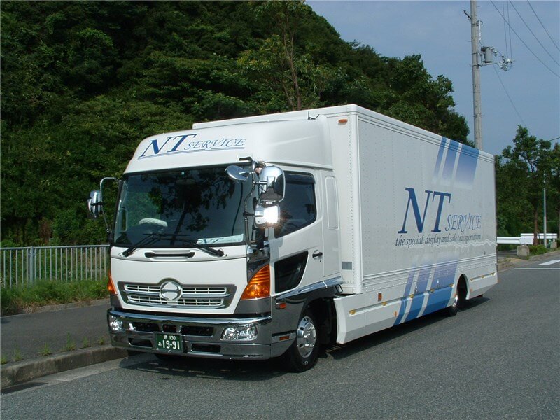 ツアー専用車